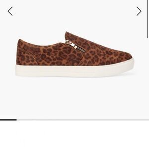 Just Fab Leopard woman’s slip on shoes